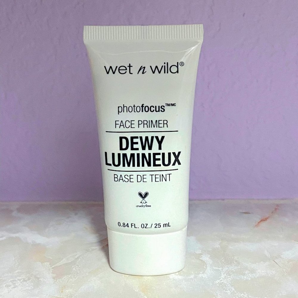 Wet n Wild Photo Focus Dewy Face Primer Till Prime